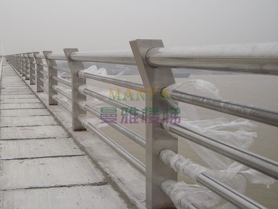 空心不銹鋼橋梁護(hù)欄 JH-Q03